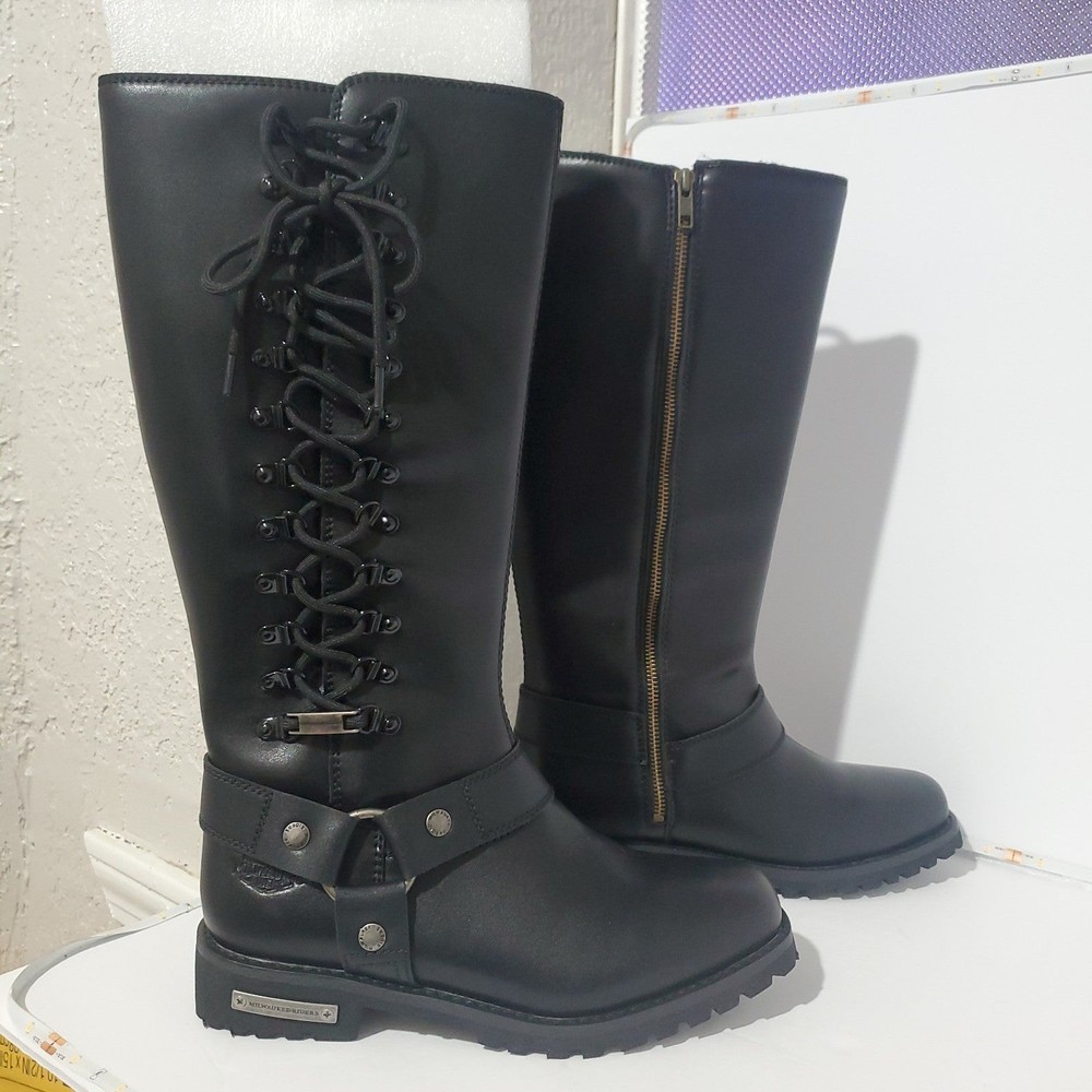 Milwaukee Riders Size 10 Women